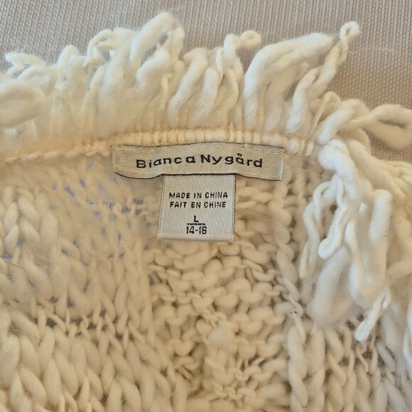 Cable Knit Long Sweater - Picture 6 of 9